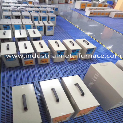70KW Frekuensi Menengah Aluminium Emas Baja Listrik Induksi Tungku Peleburan Tembaga
