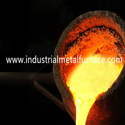 35KW 10KG Tungku Induksi Industri Peleburan Logam Untuk Baja Besi Cor